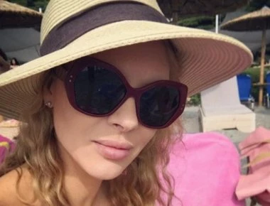 Χριστίνα Αλούπη: Διακοπές στην Χαλκιδική διανύοντας τη δεύτερη εγκυμοσύνη της! (φωτό)